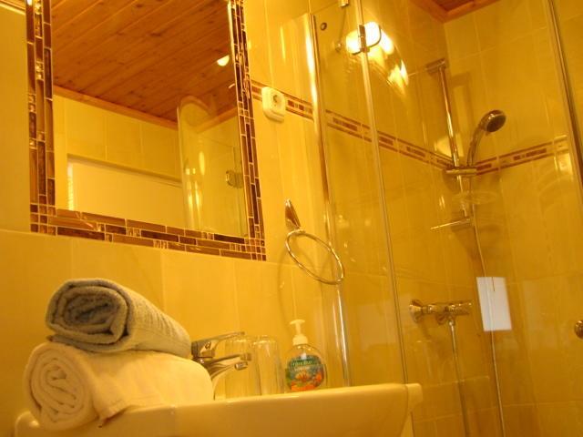 Virágoskert Apartman Hévíz Szoba fotó