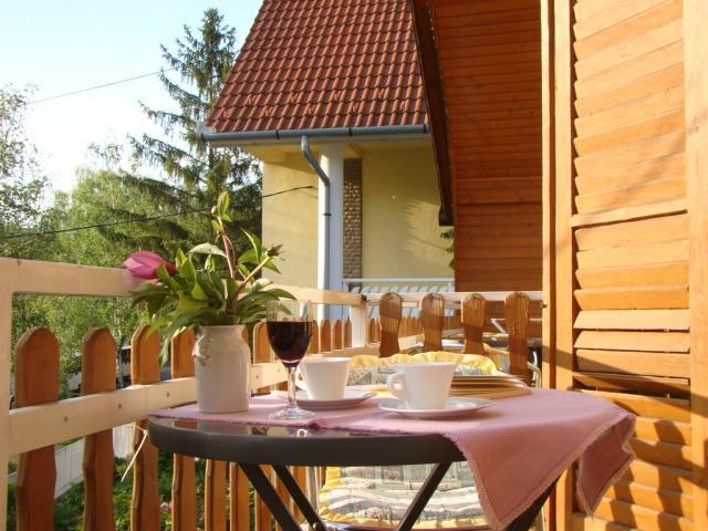 Virágoskert Apartman Hévíz Szoba fotó